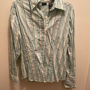 New York & Company striped size L shirt
